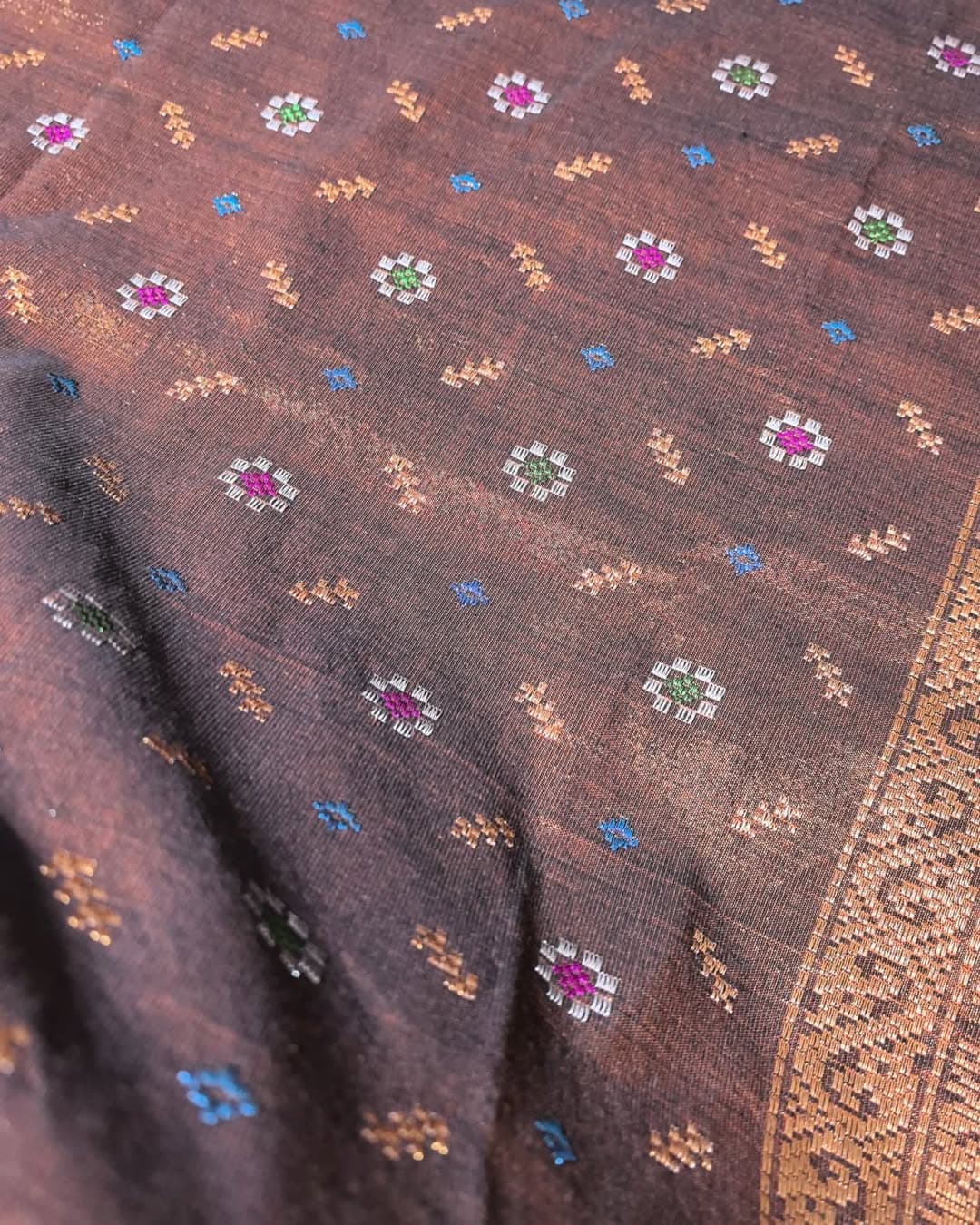 Kain Arap Gegati Asli Tenunan Brunei - Gambar 3