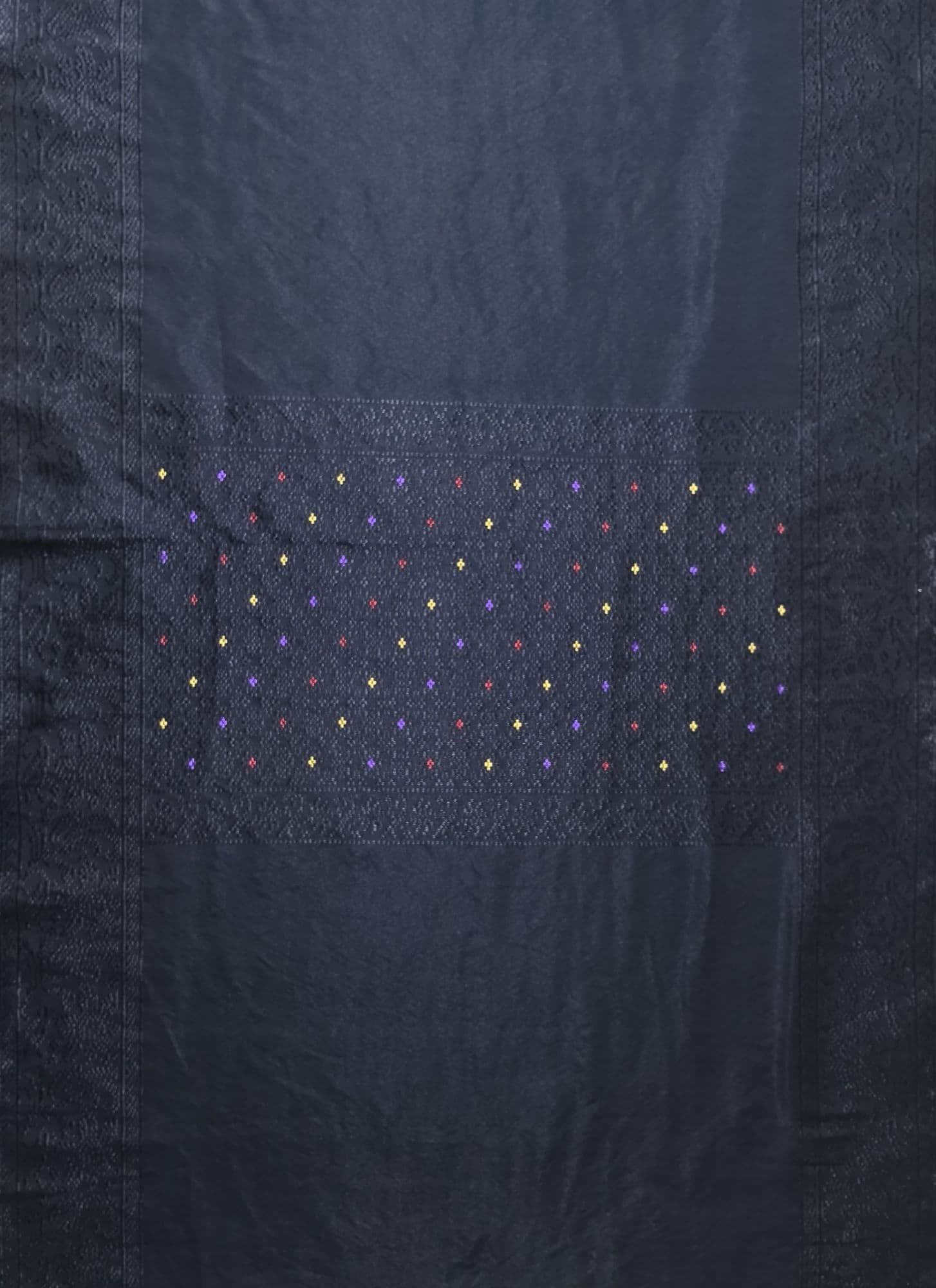 Kain Tajung Tenunan Brunei Punca Berinti - Gambar 1